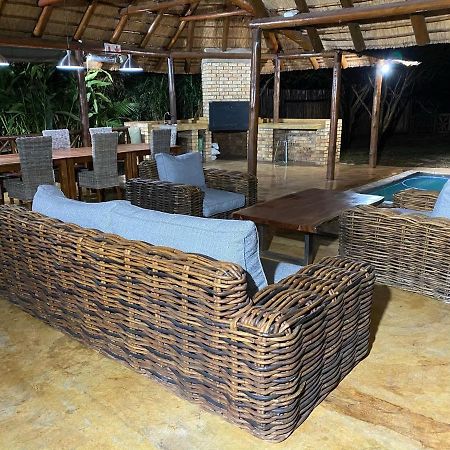 Villa Genet House Marloth Park Exterior foto