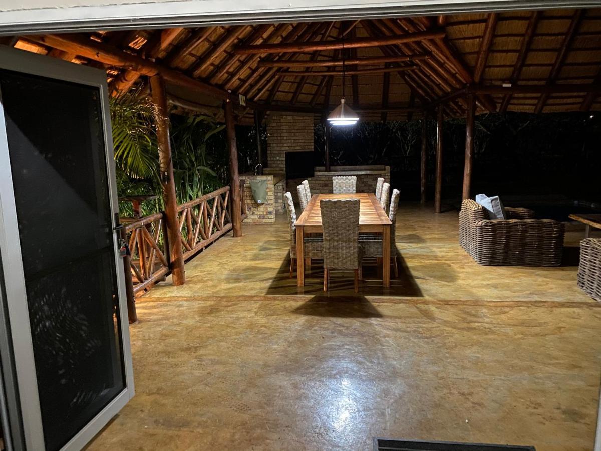 Villa Genet House Marloth Park Exterior foto