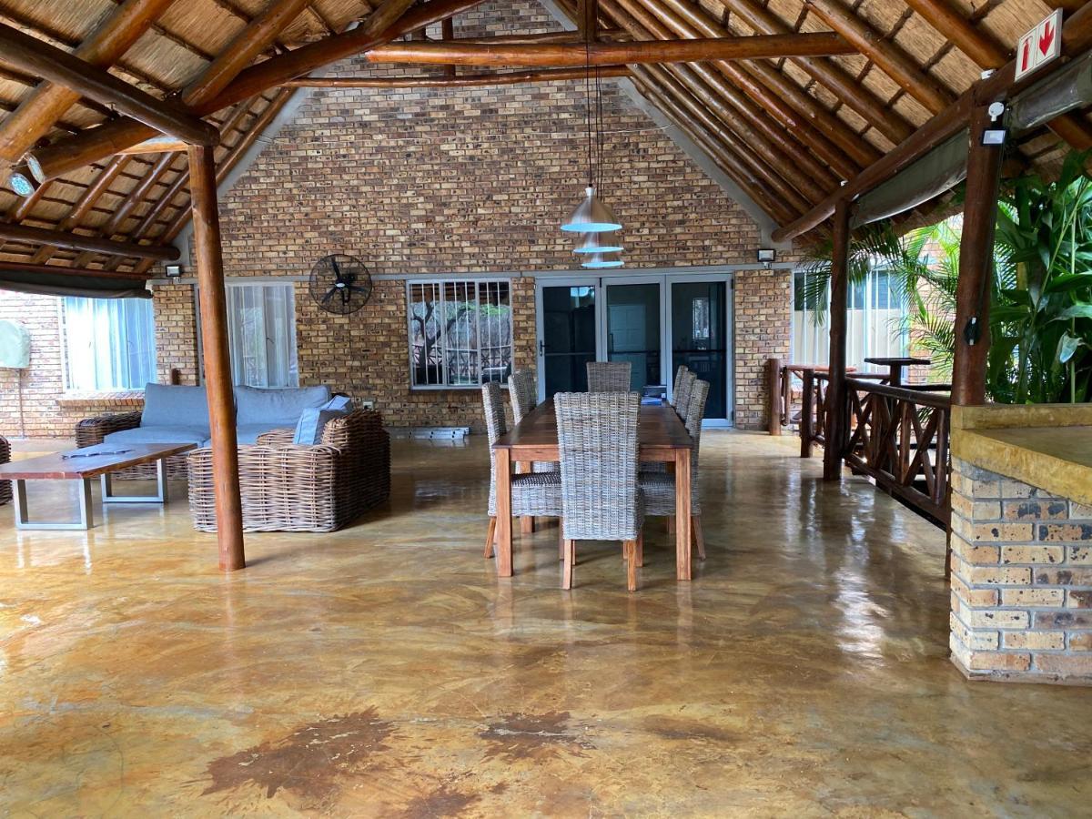 Villa Genet House Marloth Park Exterior foto