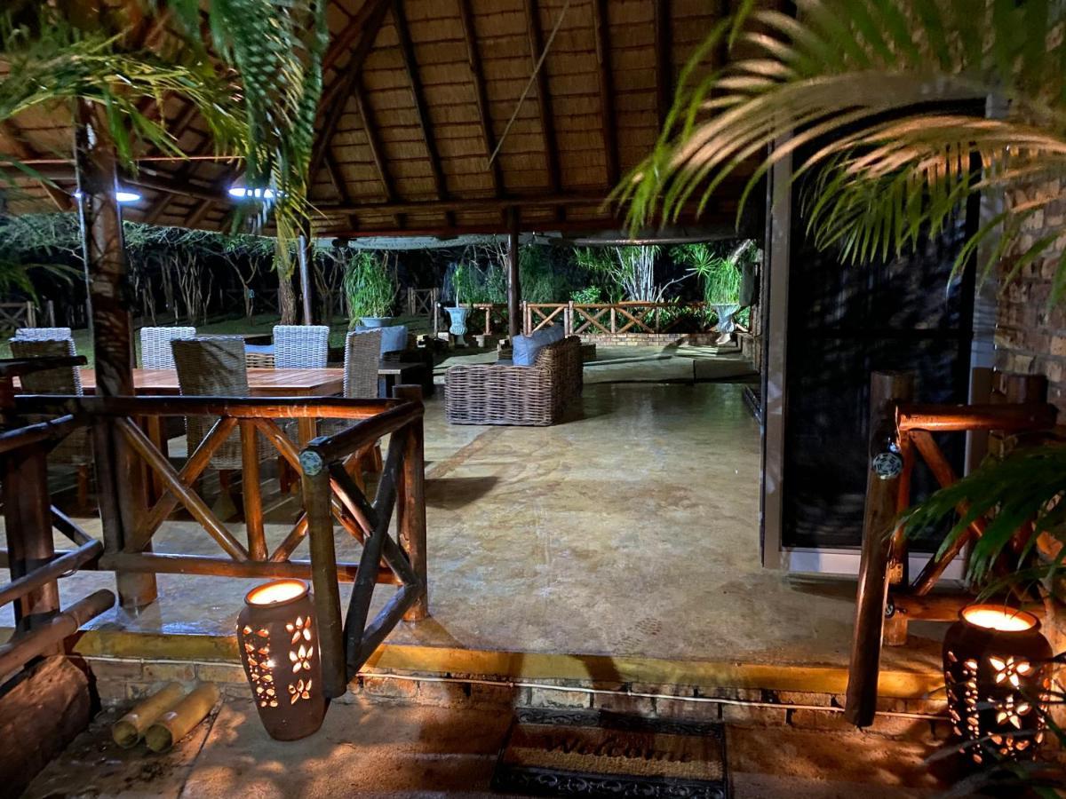 Villa Genet House Marloth Park Exterior foto
