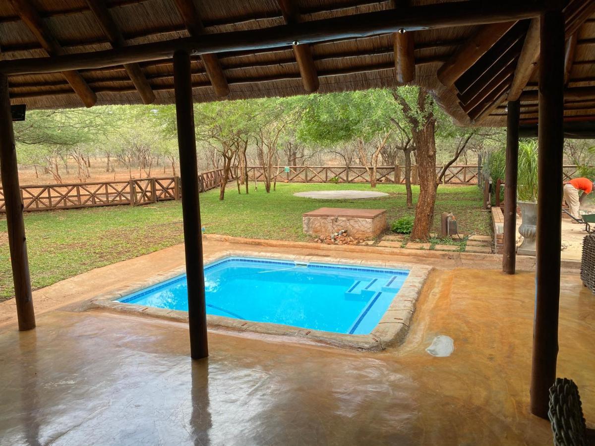 Villa Genet House Marloth Park Exterior foto