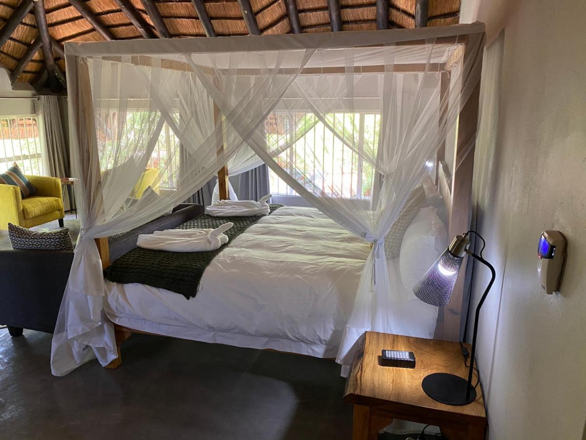 Villa Genet House Marloth Park Exterior foto