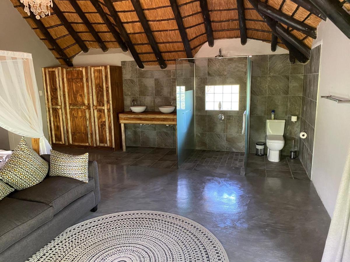 Villa Genet House Marloth Park Exterior foto